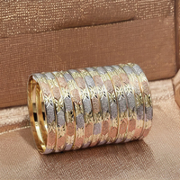 Vente en gros 3 tons plaqué or formant ensemble de bracelets, bijoux de bracelets de mode, ensemble de bracelets en laiton tricolores, bracelets en or multi-tons.