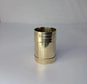 Taza Medidora de Latón Hecha a Mano de Alta Calidad para Cocina, Taza para Medir Arroz y Granos con Diseño Pulido Martillado - Product Image 4