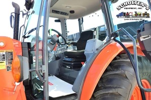 Tractor 2026 M5-111HDC12-1 Premium, Equipo Listo para Exportación, Suministro a Granel de Alta Resistencia - Product Image 3