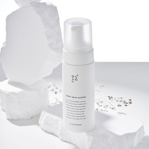 ONDO Clotho Detergente in schiuma 150ml pH 5.5 Clotho ™ |   pH basso |   Preparazione per una Luminosità Fresca |   Ricarica Energetica |   Vegan Clean SOLO PER LA CINA - Product Image 4