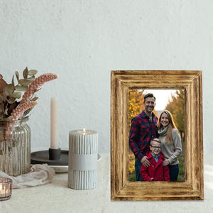 Marco de Fotos de Madera Hecho a Mano con Acabado Natural, Marco de Fotos de Madera Maciza de Alta Calidad, Marco de Fotos de Madera Hecho a Mano por Diseñador con Acabado Premium - Product Image 3