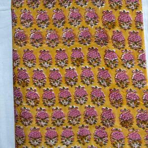 ผ้าฝ้ายพิมพ์ลายดอกไม้สีเหลืองชมพู ลายบูตะ พิมพ์ด้วยมือแบบอินเดีย ผ้าฝ้ายพิมพ์ลายแบบชาวชัยปุระ ลายเล็กๆ สำหรับทำชุด - Product Image 1