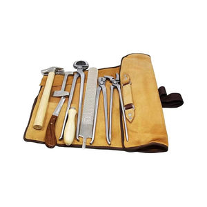 Kit d'outils de soin des sabots pour chevaux de qualité supérieure, 100 % polyester, 8 pièces, pour le toilettage des sabots, l'entretien des ferroies et les soins vétérinaires, respirant - Product Image 6