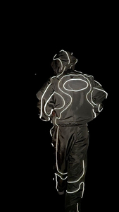 Nouvelle conception, logo personnalisé brodé, veste coupe-vent légère et réfléchissante pour homme, ensemble de veste zippée décontractée d'hiver, 100% polyester uni - Product Image 4