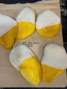 Tranches de mangue séchée du Vietnam en boîte plastique, collation de mangue séchée, emballage en boîte plastique, fruits, aliments, boissons, légumes, export - Product Image 3