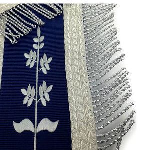 Tabliers maçonniques personnalisés du 14e degré du Rite écossais, en tissu bleu et blanc, avec broderie machine, logo personnalisé lumineux à LED et badges à coudre - Product Image 5