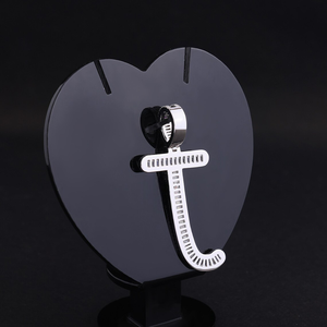 Collar con Colgante de Letra J con Moissanita, Joyería con Letras Incrustadas, Regalo de Lujo Estilo Hip Hop para Hombres y Mujeres - Product Image 1