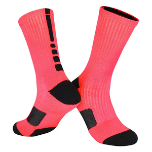 Chaussettes de sport professionnelles pour hommes et jeunes, en coton respirant, absorbant, antibactériennes, séchage rapide, vente en gros - Product Image 1