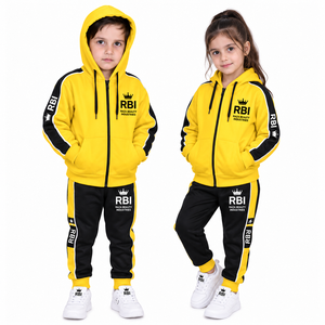 Chándal Deportivo de Poliéster Personalizado para Niños y Niñas, Último Diseño con Paneles en Contraste, Ropa Deportiva para Niños - Product Image 4