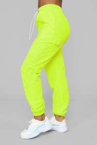 Conjunto de chándal corto cortavientos para mujer, superventas, hecho a medida, precio mayorista, transpirable, de nailon - Product Image 6