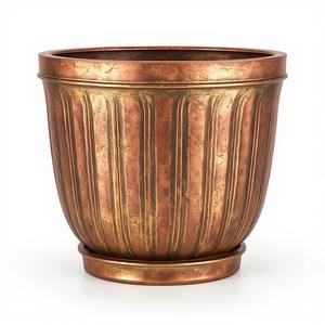 Jardinière en fer robuste avec options personnalisables, design écologique pour usage résidentiel et commercial en extérieur - Product Image 5