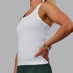 Crop top sur mesure en gros Selon la demande du client Haute qualité Taille adulte Débardeur tendance pour femme - Product Image 4