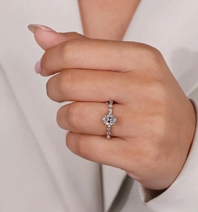 Anillo de Compromiso de Oro Sólido de 14K con Diamante Ovalado de 1.45CT, Color E, Claridad VS1, Diamante Cultivado en Laboratorio HPHT, Media Eternidad, Anillo de Boda - Product Image 5