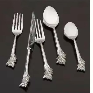 Ensemble de couverts en acier inoxydable, essentiels contemporains pour la restauration, les hôtels et les événements de banquet - Product Image 2