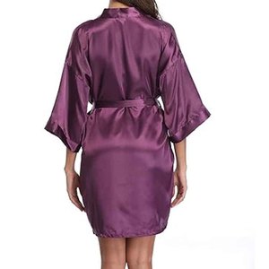 Al por mayor: Albornoces de satén de poliéster lisos para mujer, tipo kimono, para novias, damas de honor, fiestas de boda, playa y ropa de dormir, con cuello en V y transpirables. - Product Image 4
