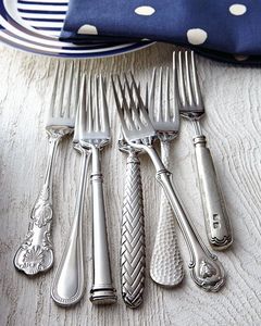 Ensemble de couverts en métal de designer haut de gamme avec finition polie miroir pour table à manger, accessoires de cuisine durables et élégants - Product Image 3