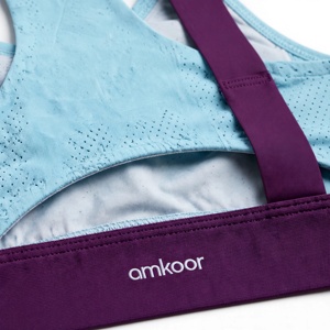 เสื้อชั้นในกีฬาสำหรับผู้หญิง Amkoor แบบไร้โครง ทรง Racerback ระบายอากาศได้ดี ผ้าถัก สีพื้น กระชับทรงเต็มคัพ ผลิตจากผ้าสแปนเด็กซ์/คอตตอน สายไขว้ด้านหลัง - Product Image 6