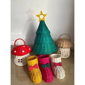 Árbol de Navidad de Ratán con Estrella en la Punta, Juego de Cestas Decorativas Tejidas a Mano, Cestas de Almacenamiento con Forma de Bota de Hongo, Decoración Navideña - Product Image 1