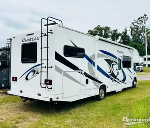 Autocaravanas Usadas Thor Chateau Clase C 2022 2023 2024 a Precios Accesibles para Aventuras Familiares y Viajes por Carretera - Product Image 2