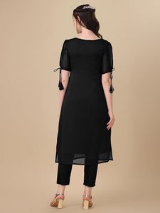 Ensemble Kurti en coton fantaisie brodé pour femmes - Product Image 2
