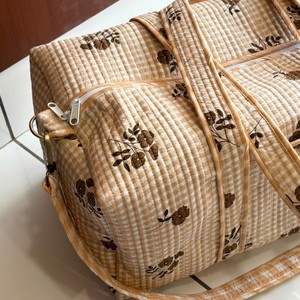 Sac de voyage en coton à motif floral, grande capacité, style décontracté et sportif, pour le shopping et les week-ends, imprimé à la main, durable et portable - Product Image 6