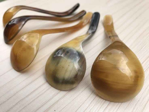 Juego de Cubiertos Clásicos Ecológicos Hechos a Mano con Cuerno de Buey de Axiom Home Accents, Cucharas Cortas de Cuerno, Tamaño Personalizable para Vajilla de Cocina - Product Image 3