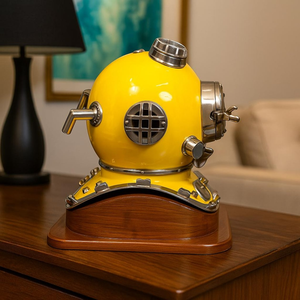 Réplica de Casco de Buceo Metálico Amarillo Vintage, Casco de Buzo Náutico, Decoración Steampunk Marítima, Coleccionable con Temática Oceánica para el Hogar - Product Image 3