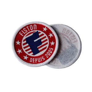 Parches Bordados en Satén con Logotipo Personalizado en 3D, Etiquetas Suaves para Ropa - Product Image 5