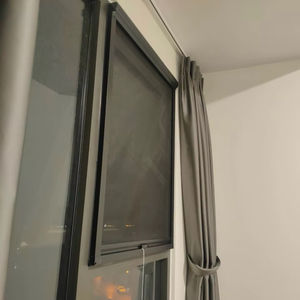 Puerta Mosquitera Plegable de Aluminio Resistente con Malla Antiinsectos de 20 Hilos de Fábrica - Product Image 1