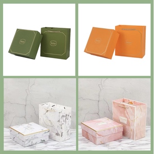 Set de Regalo de Lujo para el Regreso a Clases, Regalos de Boda Más Vendidos, Taza y Toalla de Terciopelo Coral para Invitados - Product Image 4