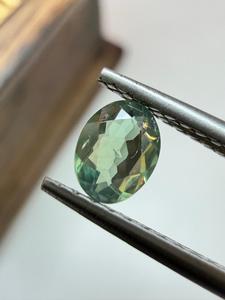 Piedra Preciosa de Alejandrita Suelta, Corte Ovalado, Verde Azulado, Facetada, Piedra Rara de Colección, para Joyería Fina, Piedra Natural que Cambia de Color - Product Image 1