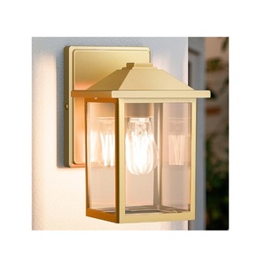 Lámpara de Pared Metálica Rectangular de Alta Calidad con Pantalla de Vidrio Transparente, Decorativa para Jardín - Product Image 5