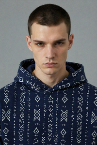 OEM ODM Men's <b>Navy</b> Blue Hoodie Pullover <b>Sweatshirt</b> With Geometric Print And Kangaroo Pocket custom logo - Product Image 3