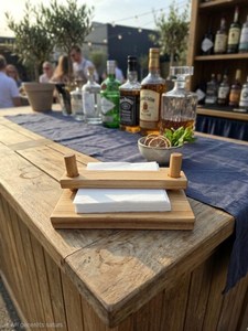 Porte-serviettes en bois design, support élégant pour serviettes, accessoire de cuisine pour la maison, idéal pour les tables de restaurant, les hôtels et la restauration. - Product Image 3