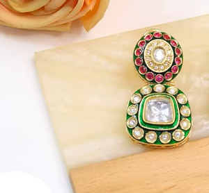 Boucles d'oreilles classiques en or avec pierres en zircon, aspect pierre, pour femmes et filles, pour les soirées, pour les occasions spéciales, tendance - Product Image 2