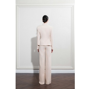 กางเกงลำลองผู้หญิงรุ่นใหม่ ODM NOIR RELAXED TROUSERS ผ้าเรยอน 61% ผ้าฝ้าย 39% ลายทอแซนด์แจ็คการ์ด กางเกงลำลองผู้หญิงสำหรับฤดูร้อน - Product Image 2