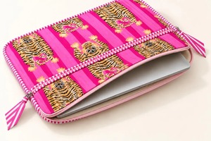 Bolso para Portátil Acolchado de Algodón Hecho a Mano, Ligero y Voluminoso, con Cierre de Cremallera y Correa, para Mujeres y Uso Diario Unisex - Product Image 4