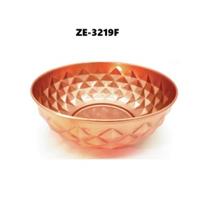 Frutero Metálico Artesanal Premium con Silueta Irregular y Acabado Cepillado Táctil para un Estilo Moderno en el Hogar, Redondo, de Plástico - Product Image 1