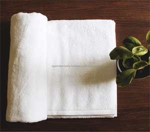 Premium Quality 400 GSM Cotton Hospital Bath Towels Soft Thick Lightweight Quick Dry Fabric Healthcare OEM Supply - Product Image 1