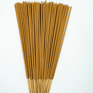 Incienso de Agarwood Vietnamita – Ideal para Yoga, Meditación y Espacios de Vida - Product Image 1