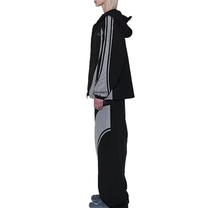 Survêtement unisexe en nylon respirant et léger, avec capuche, couleur contrastante, logo réfléchissant, effet délavé, idéal pour l'été – Vente en gros et personnalisation - Product Image 1