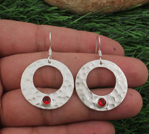Pendientes de Plata de Ley 925 con Cuarzo Rubí para Mujer, Grado 5A, Gema Rojo Intenso, Joyería de Lujo para Fiestas, Venta al por Mayor - Product Image 1
