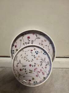 Nouveau plateau en bois émaillé à motif floral, design basique, rond - Product Image 6