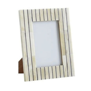 Madera Intrincadamente Tallada de 4x6 con Detalles de Hueso para Recuerdos de Boda - Product Image 6