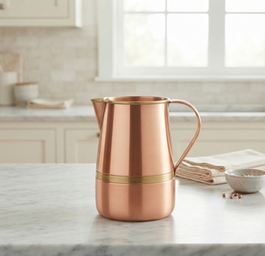 Carafe en cuivre de style classique, durable, au design optimal, accessoires de cuisine, pichet en métal avec poignée, sur mesure - Product Image 5
