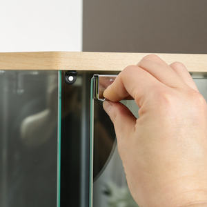 Vitrina Moderna TMG-G169 con Vidrio Templado, Vitrina de 4 Niveles con Iluminación para Sala de Estar, Entrada y Uso en Hoteles - Product Image 4