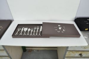 10 Pcs Silver <b>Flatware</b> And Cheese Knife Sets Custom Gift Box Packed Latest Arrival Horse Stirrup Cutlery Set Restaurant Cafe Use - Product Image 3