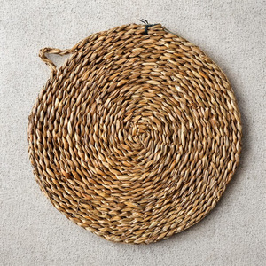Sets de table en jonc de mer classiques tissés à la main de qualité supérieure, résistants à la chaleur, écologiques, décoration de mariage d'hiver, fournisseur leader mondial - Product Image 1