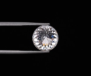 OM GEMS Diamante de Laboratorio con Corte Portugués de Lujo, Certificado IGI, Diamante CVD de Corte Modificado, Color Fancy/E, Diamante Suelto Solitario - Product Image 3