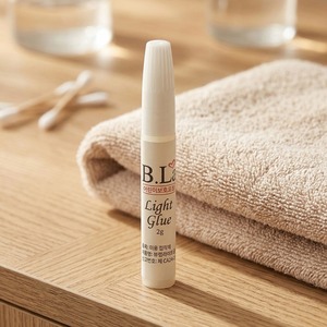 Colle à ongles légère formule personnalisée 2g, formule UV, marque privée OEM/ODM, adhésif pour capsules d'ongles - Product Image 4